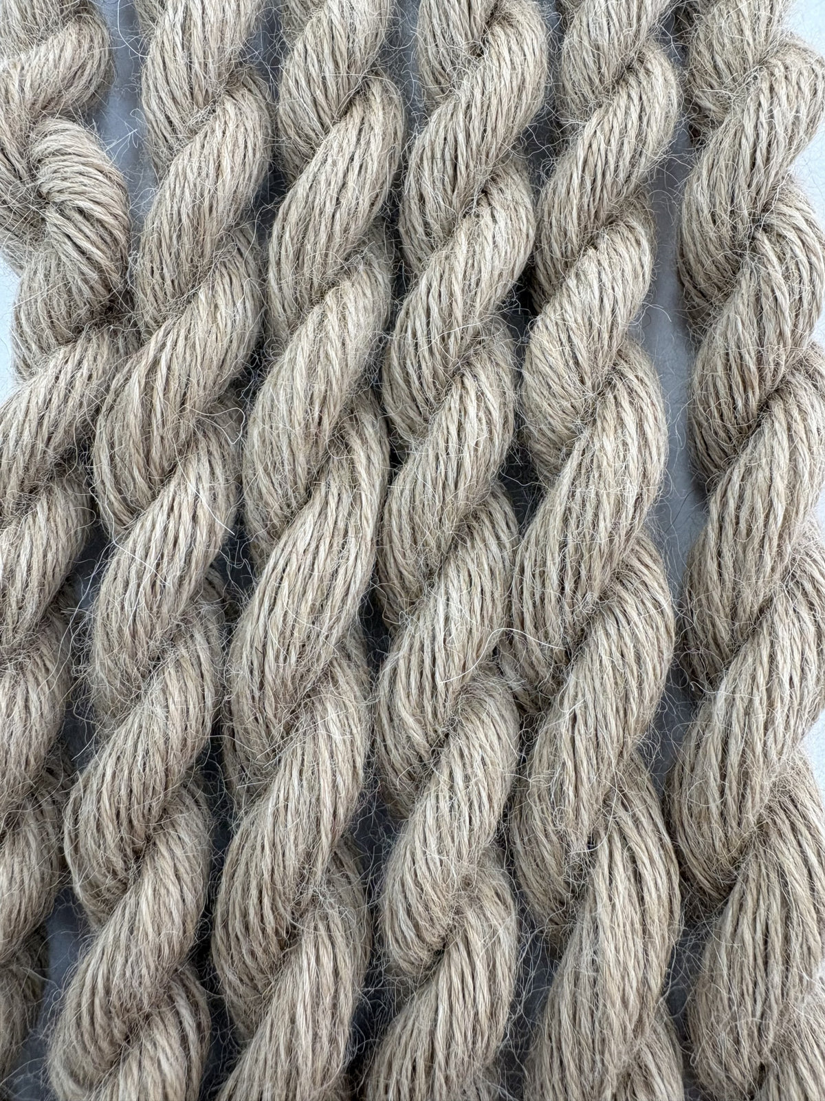 Fawn - 18 Mesh Thread - 100% Alpaca