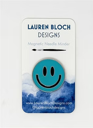 LIGHT BLUE SMILEY FACE NEEDLEMINDER
