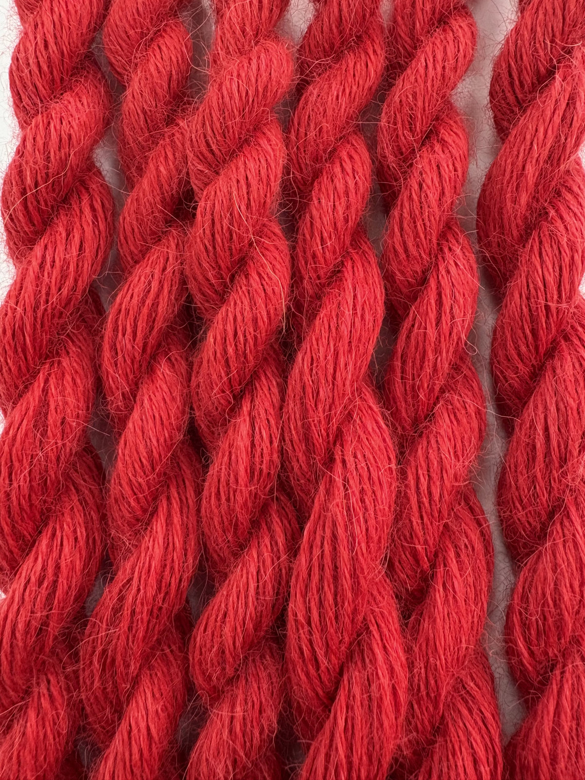 Poppy - 18 Mesh Thread - 100% Alpaca